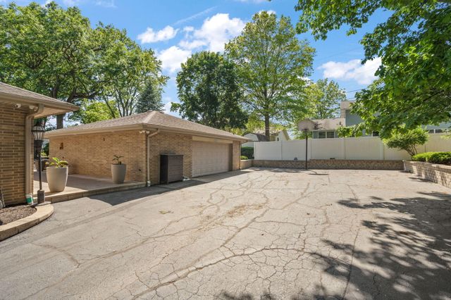 11728 Monroe Place, Crown Point, IN 46307