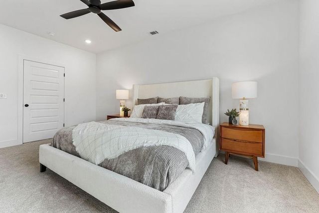 4104 W Wood Street, Rogers, AR 72756