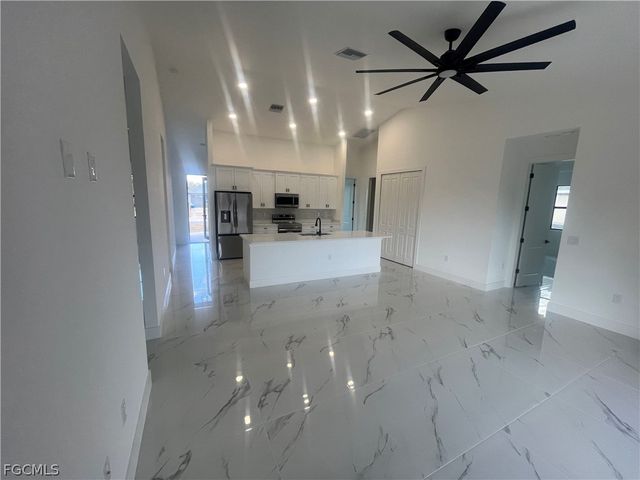 14070 Cedardale ST, Fort Myers, FL 33905