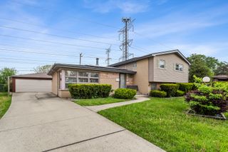 7638 Maple Street, Morton Grove, IL 60053