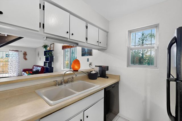 11900 LOMBARD Lane NE, Albuquerque, NM 87123