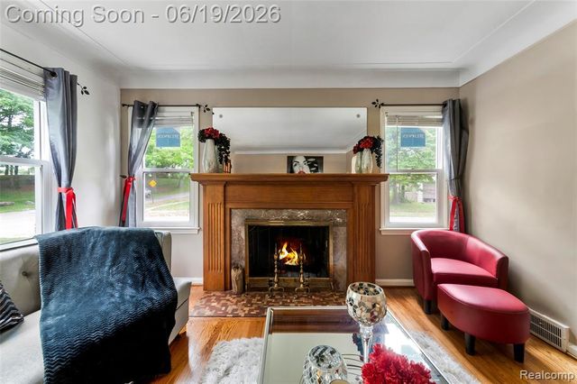 16216 Burgess, Detroit, MI 48219