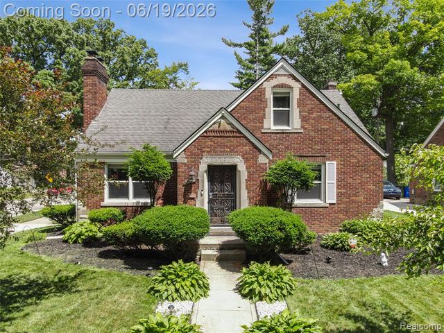 16216 Burgess, Detroit, MI 48219