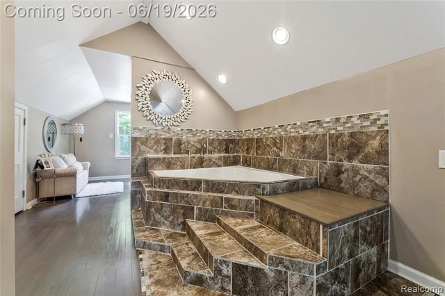 16216 Burgess, Detroit, MI 48219