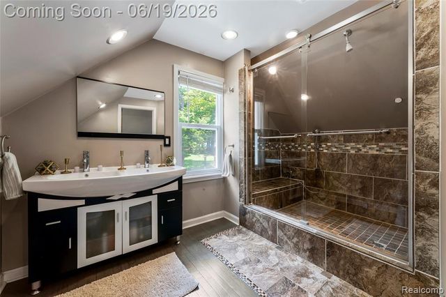 16216 Burgess, Detroit, MI 48219