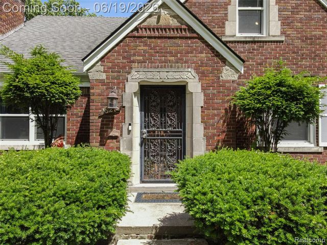 16216 Burgess, Detroit, MI 48219
