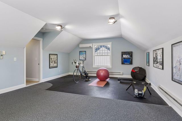 238 Broadway Avenue N, Wayzata, MN 55391