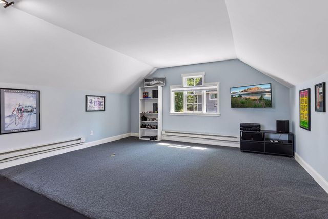238 Broadway Avenue N, Wayzata, MN 55391