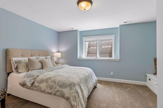 238 Broadway Avenue N, Wayzata, MN 55391