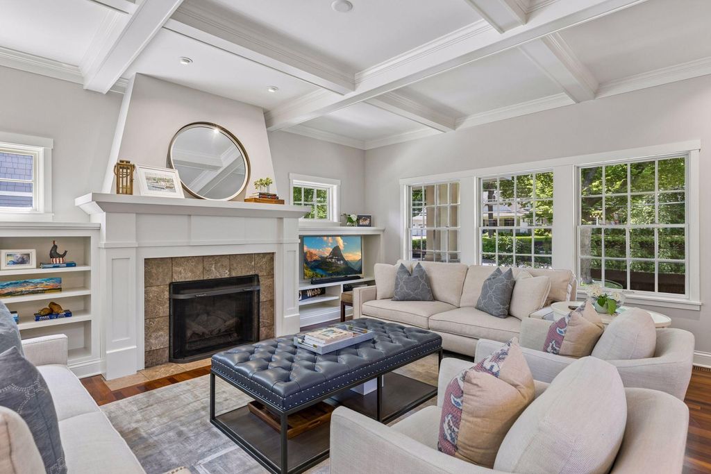 238 Broadway Avenue N, Wayzata, MN 55391 — photo 4