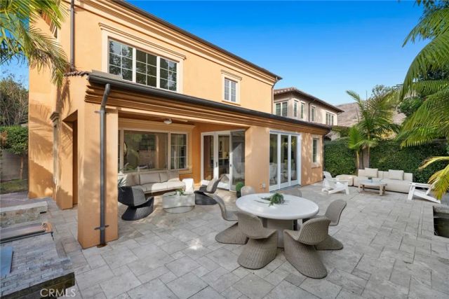 70 Livia, Irvine, CA 92618