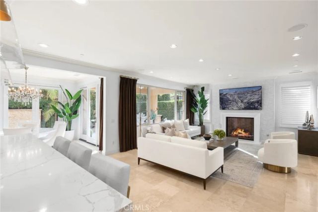 70 Livia, Irvine, CA 92618