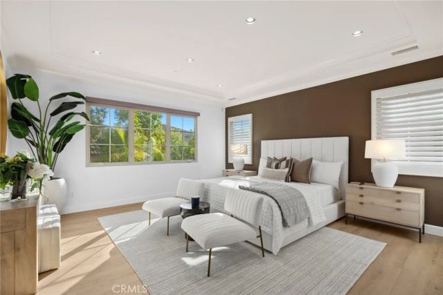 70 Livia, Irvine, CA 92618