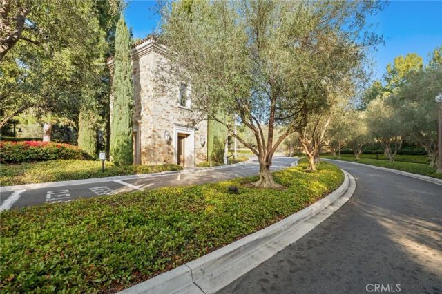 70 Livia, Irvine, CA 92618