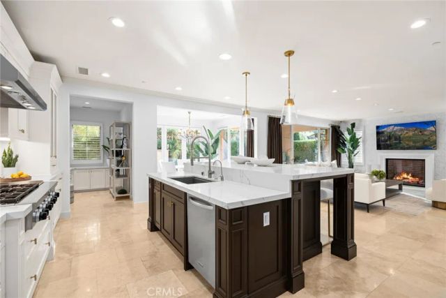 70 Livia, Irvine, CA 92618