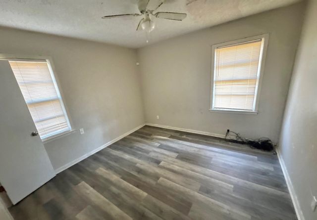 4826 LEONARD RD, Memphis, TN 38109