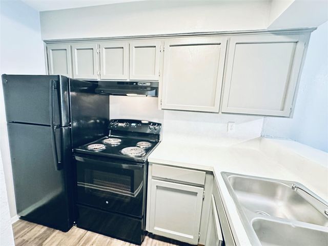 3702 S Second ST 117, Austin, TX 78704