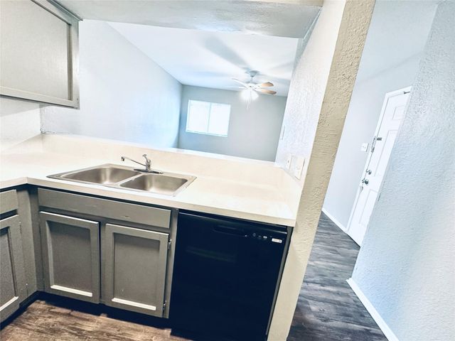 3702 S Second ST 117, Austin, TX 78704