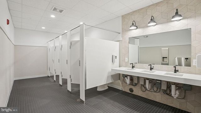 301 MONTEREY DR, Egg Harbor Township, NJ 08234