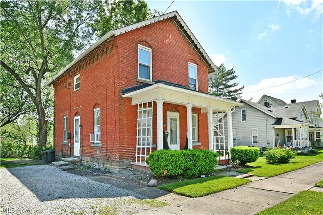 315 W Park Avenue, Niles, OH 44446