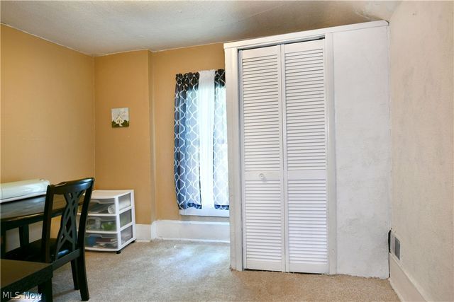 315 W Park Avenue, Niles, OH 44446