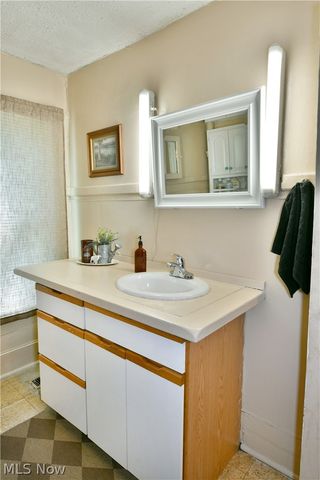 315 W Park Avenue, Niles, OH 44446