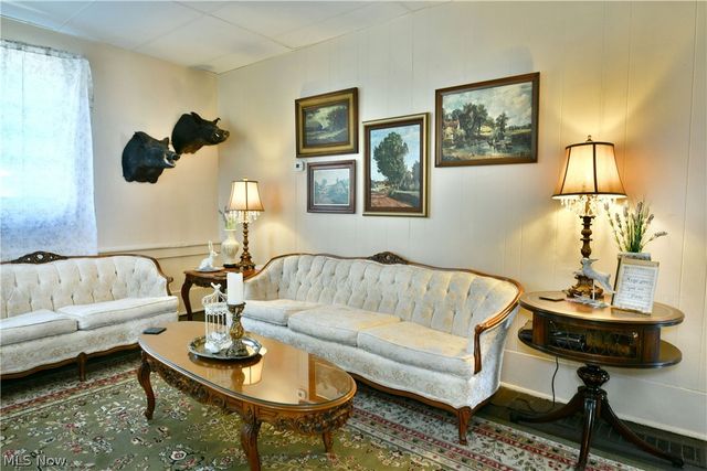 315 W Park Avenue, Niles, OH 44446