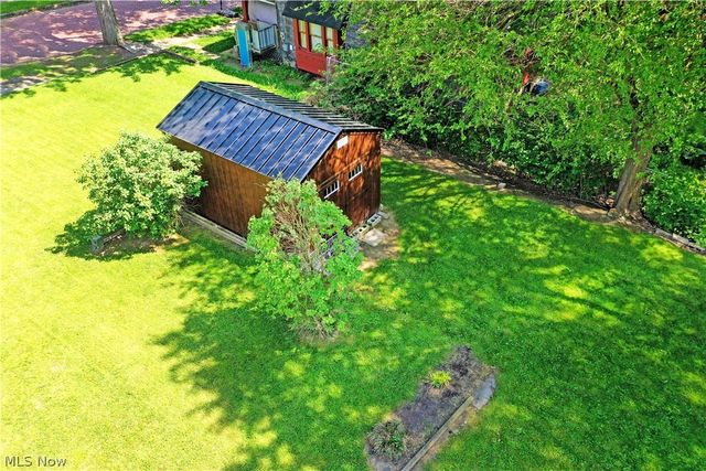 315 W Park Avenue, Niles, OH 44446