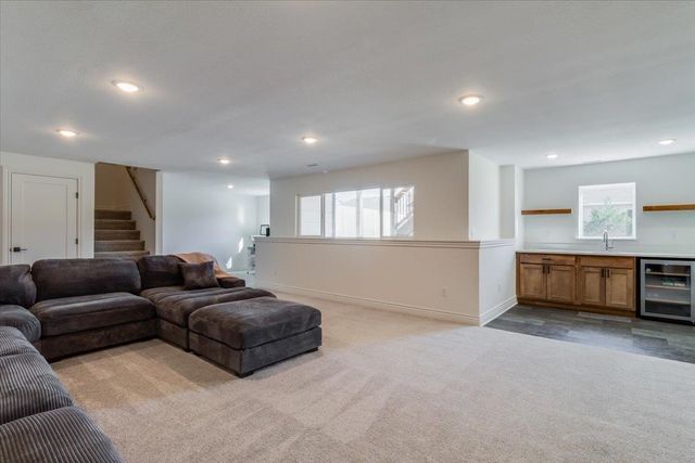 10511 W Basil, Wichita, KS 67215