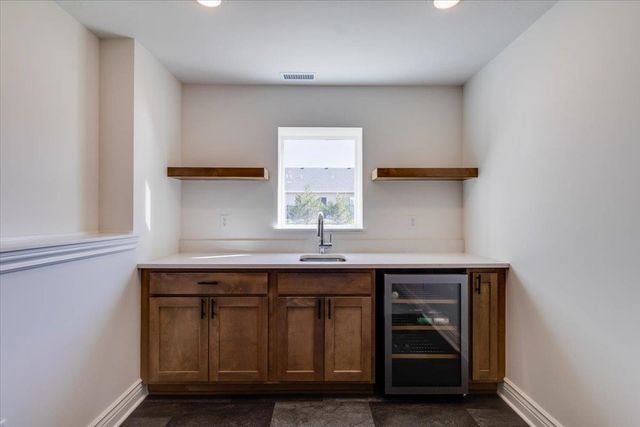 10511 W Basil, Wichita, KS 67215