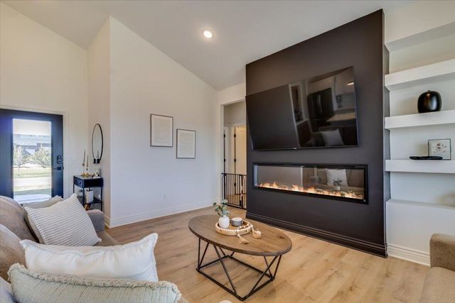 10511 W Basil, Wichita, KS 67215