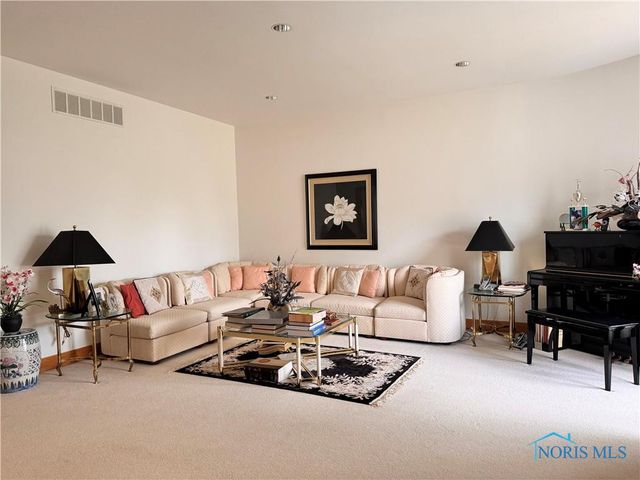 322 Dublin Lane, Bryan, OH 43506