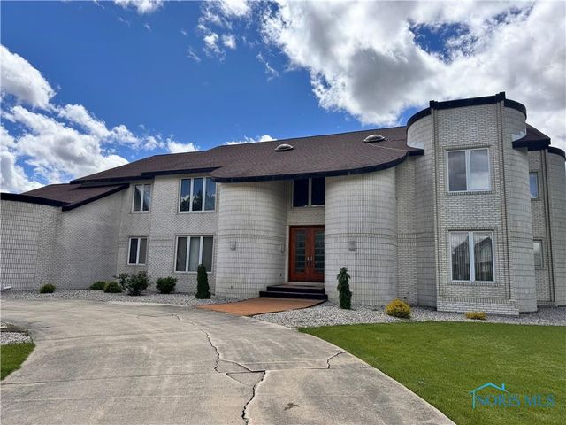 322 Dublin Lane, Bryan, OH 43506