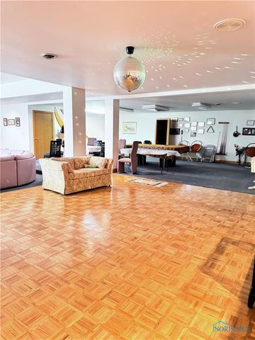 322 Dublin Lane, Bryan, OH 43506