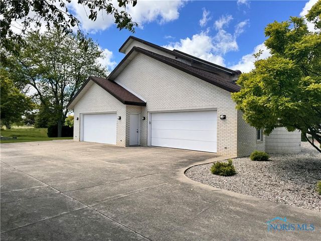 322 Dublin Lane, Bryan, OH 43506