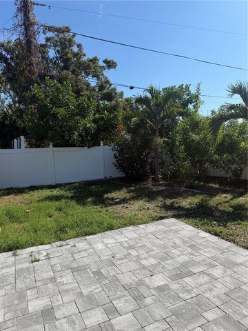 5315 3RD, Bradenton, FL 34203