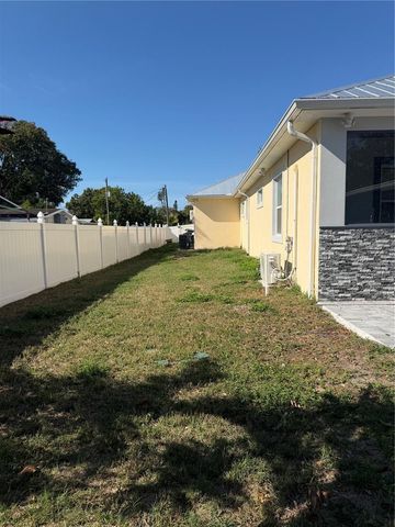 5315 3RD, Bradenton, FL 34203