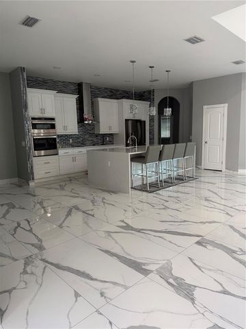 5315 3RD, Bradenton, FL 34203