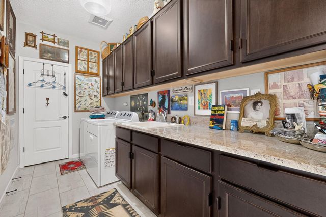 2332 Chuckwalla Spring Trail NW, Albuquerque, NM 87120