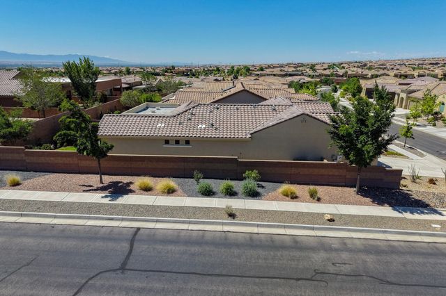 2332 Chuckwalla Spring Trail NW, Albuquerque, NM 87120