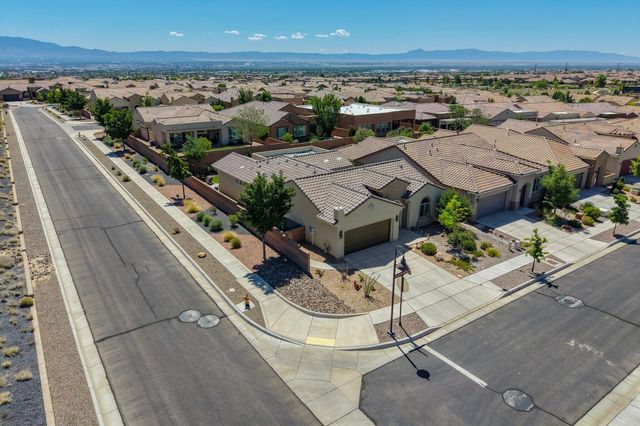 2332 Chuckwalla Spring Trail NW, Albuquerque, NM 87120