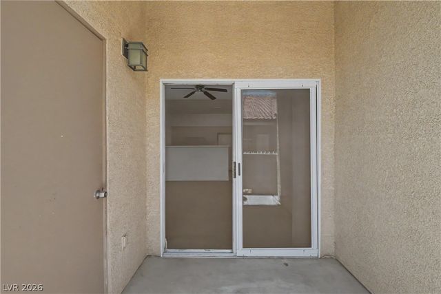 8725 West Flamingo Road 132, Las Vegas, NV 89147