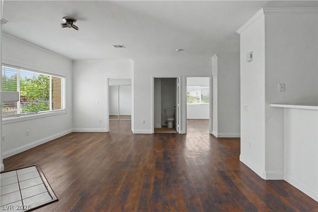8725 West Flamingo Road 132, Las Vegas, NV 89147