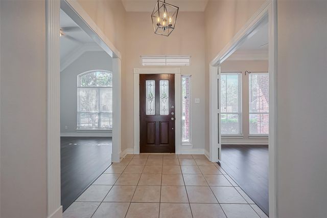 19010 Grove Valley Trail, Houston, TX 77084