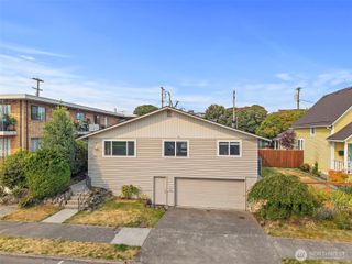 2516 Rockefeller Avenue #A, B, Everett, WA 98201