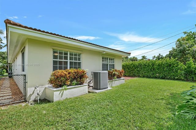 516 Gerona Ave, Coral Gables, FL 33146