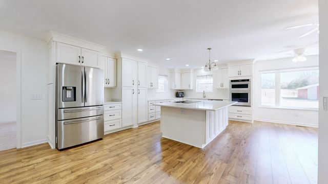 120 Three Forks Bridge Rd, Wartrace, TN 37183