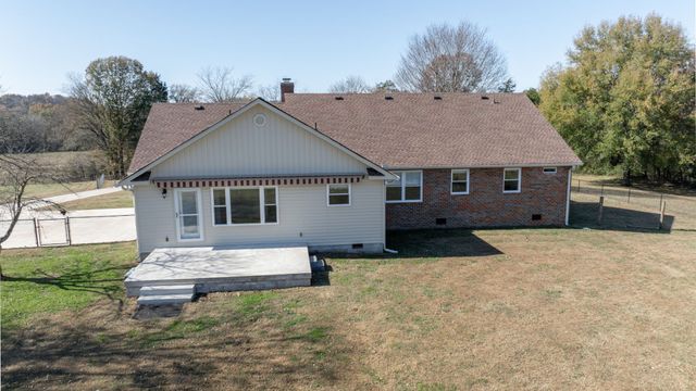 120 Three Forks Bridge Rd, Wartrace, TN 37183