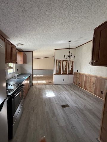 200 Sullivan Road, Fair Play, SC 29643