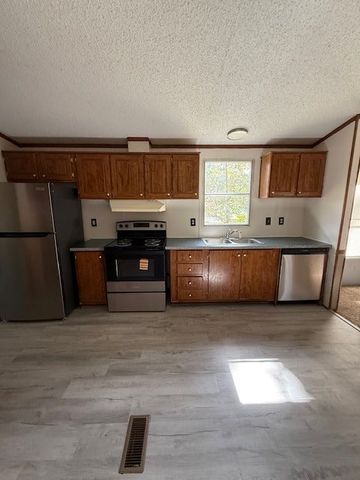 200 Sullivan Road, Fair Play, SC 29643